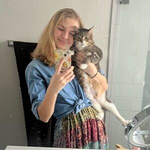 Meet your Posher, Leah